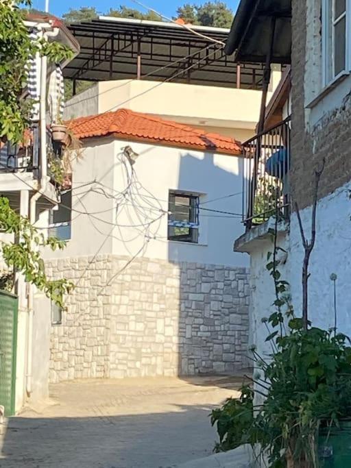 Oezel Havuzlu Kiralik Tas Villa Kuşadası Buitenkant foto